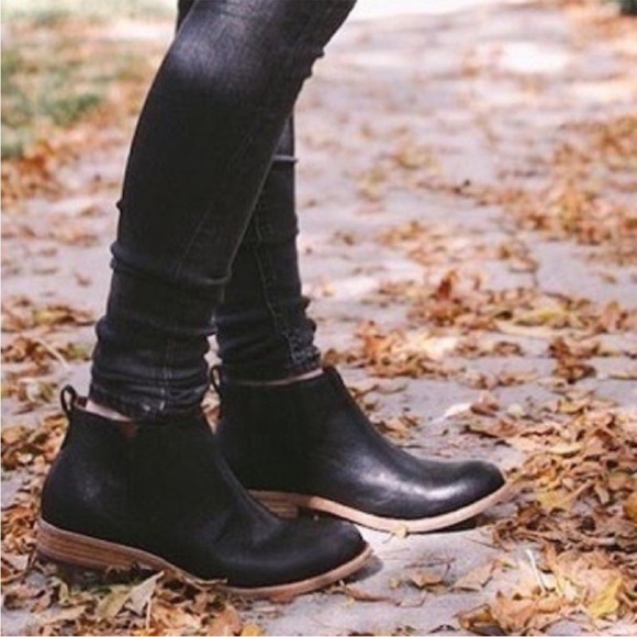 Kork-Ease Shoes - Kork-Ease Velma Ankle Boots Suede Pull-On Booties Ankle Boots Black Size 9